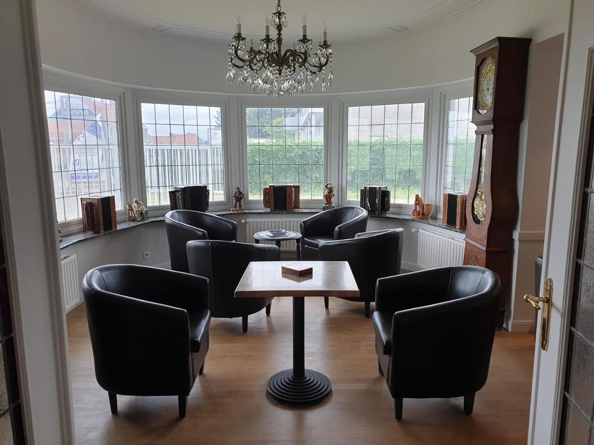 Bed and Breakfast Den Hoge Doorn Harelbeke Exterior foto