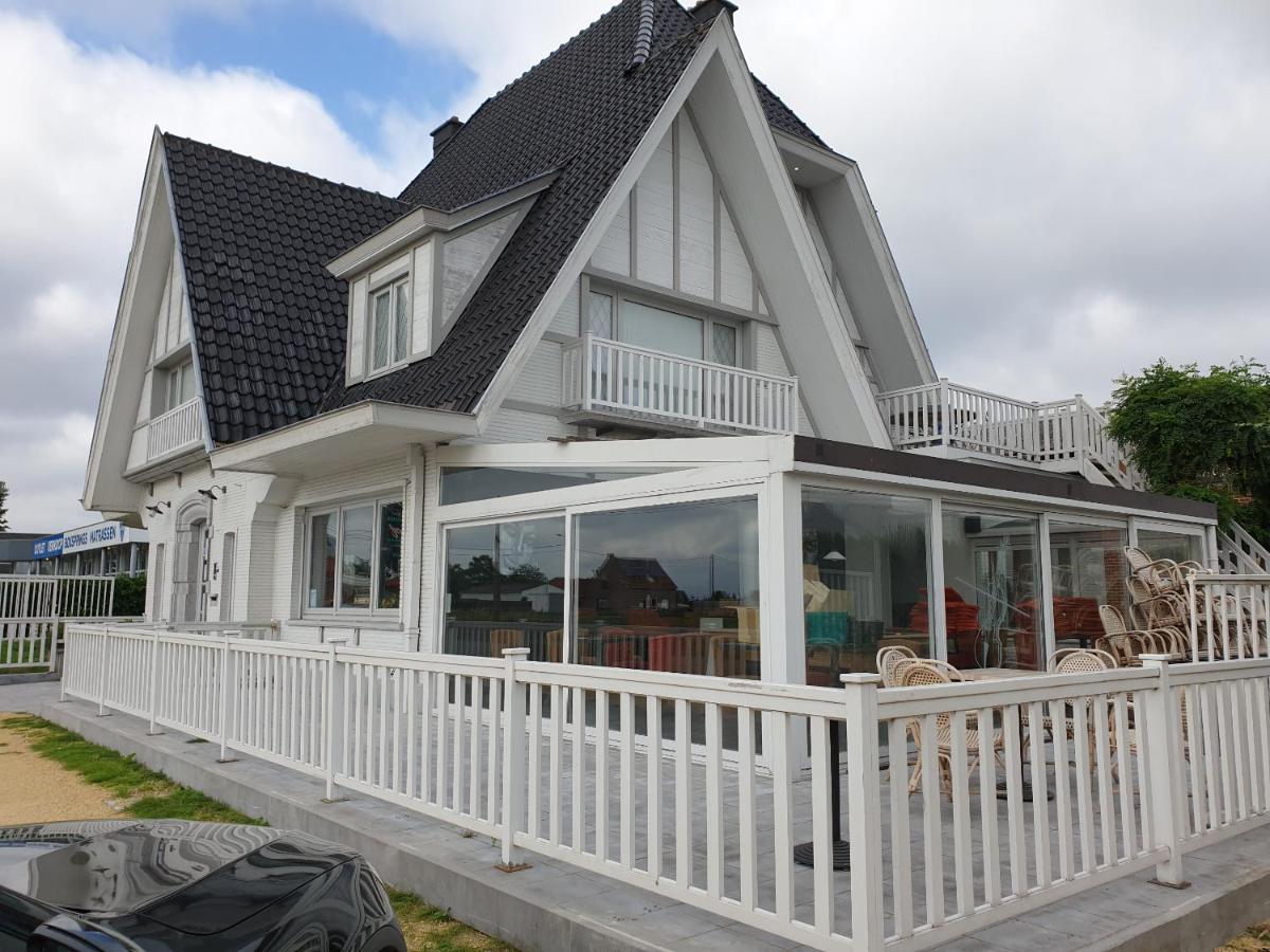 Bed and Breakfast Den Hoge Doorn Harelbeke Exterior foto