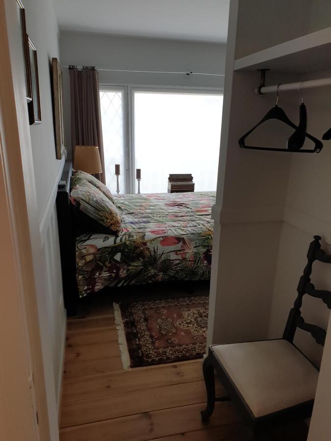 Bed and Breakfast Den Hoge Doorn Harelbeke Exterior foto